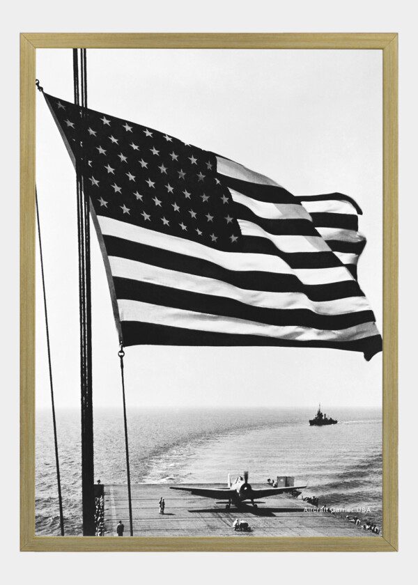 FLAG OF THE REAR OF AIRCRAFTCARRIER