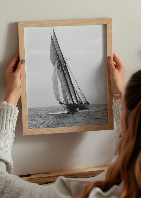 YACHT ARIEL 1900 BOW SHOOT