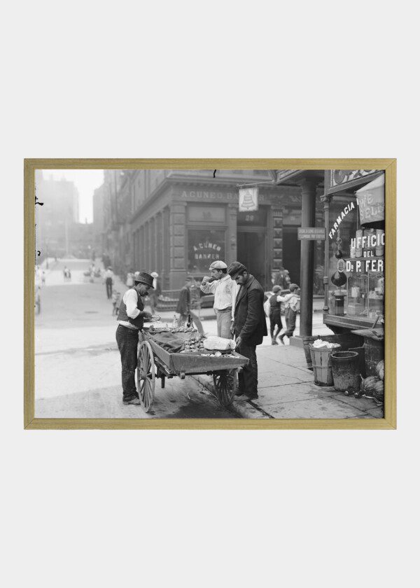CLAM SELLER IN MULBERRY BEND, N.Y. 1990