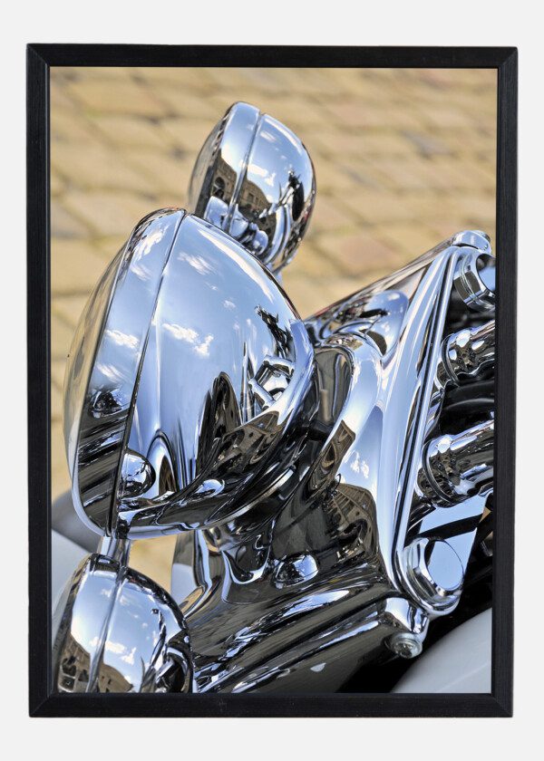 CHROMED MOTORCYCLE LANTERN