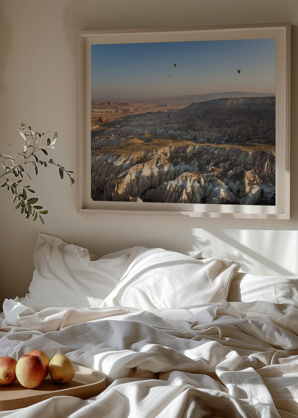 HOT AIR BALLOONS OVER MOUNTAINS