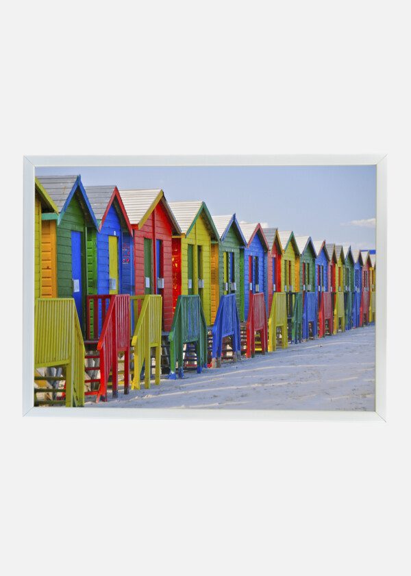 BATHING CABINS IN HAPPY COLORS