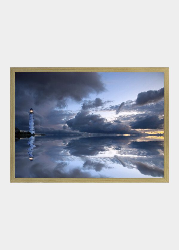 LIGHTHOUSE IN THE EVENING