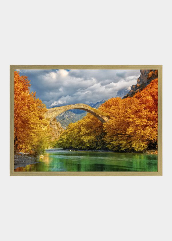 STONE BRIDGE IN AUTUMN COLORS
