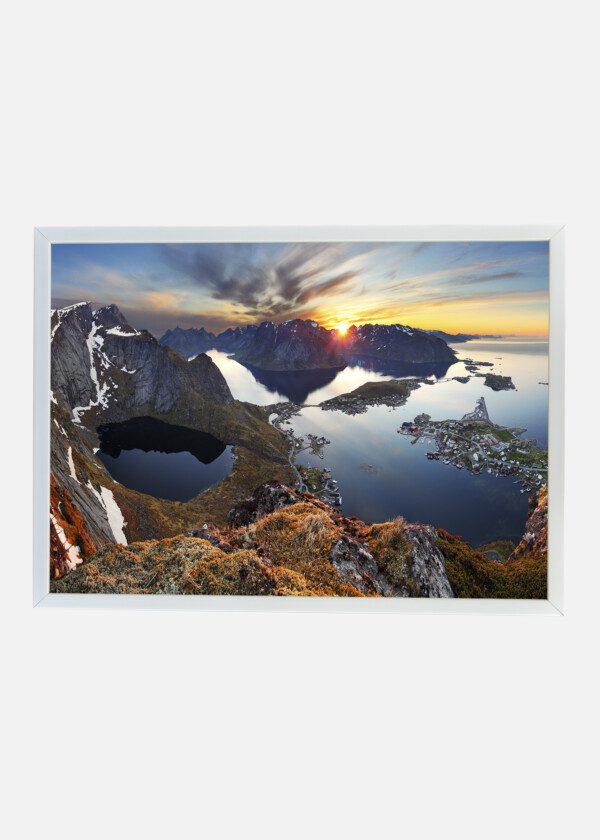 MOUNTAIN LAKE