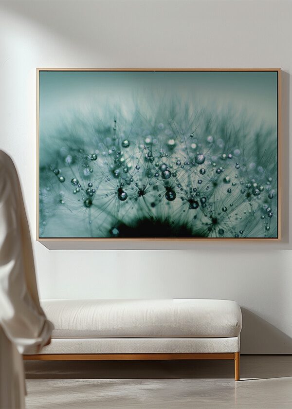 BLUE TARAXACUM WITH DROPLETS