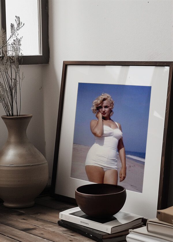 MARILYN MONROE