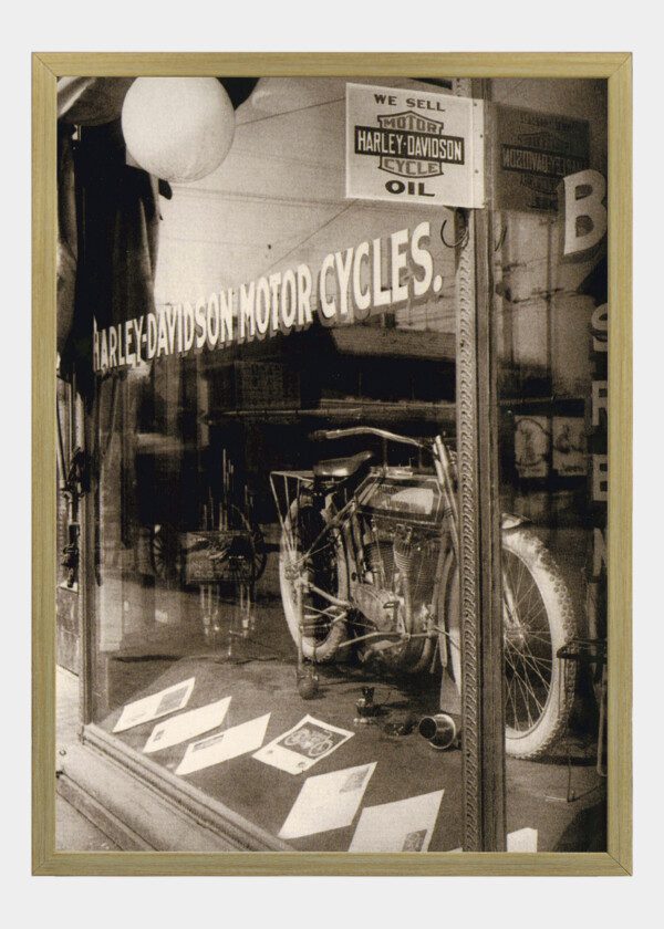 HARLEY-DAVIDSON SHOP