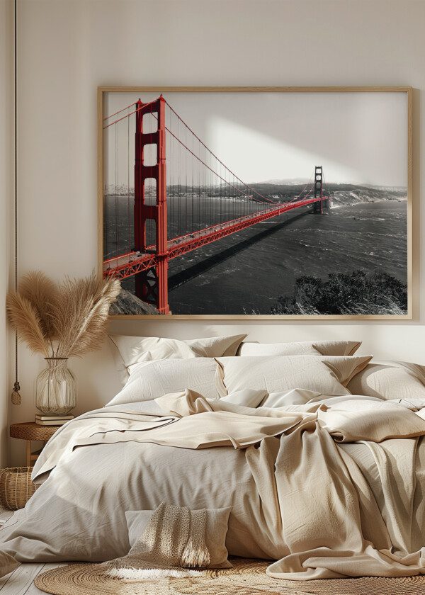 GOLDEN GATE BRIDGE BLACK AND WHITE WITH RED BRIDGE
