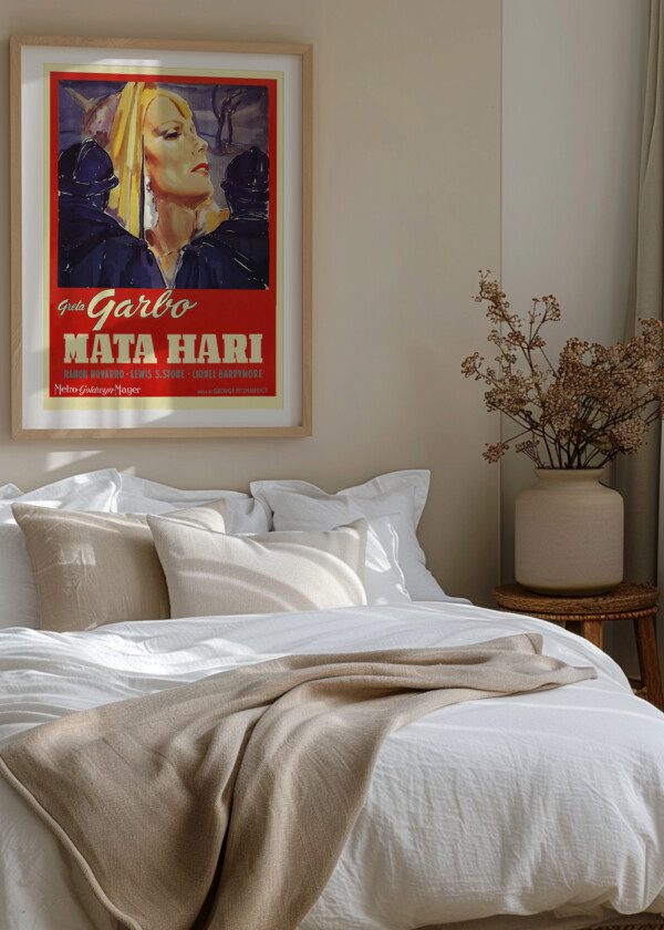 MATA HARI WITH GRETA GARBO