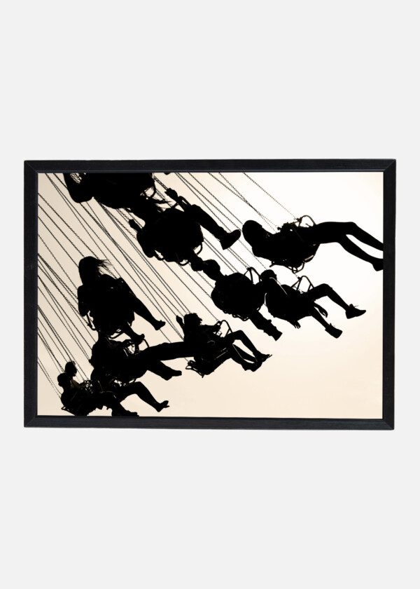 ILLUSTRATION. PEOPLE IN THE SWING