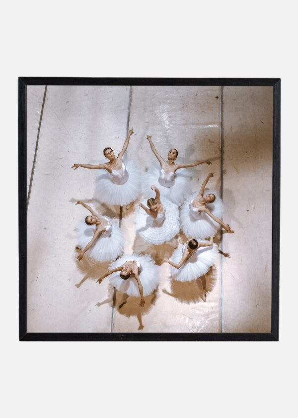 BALLET DANCERS