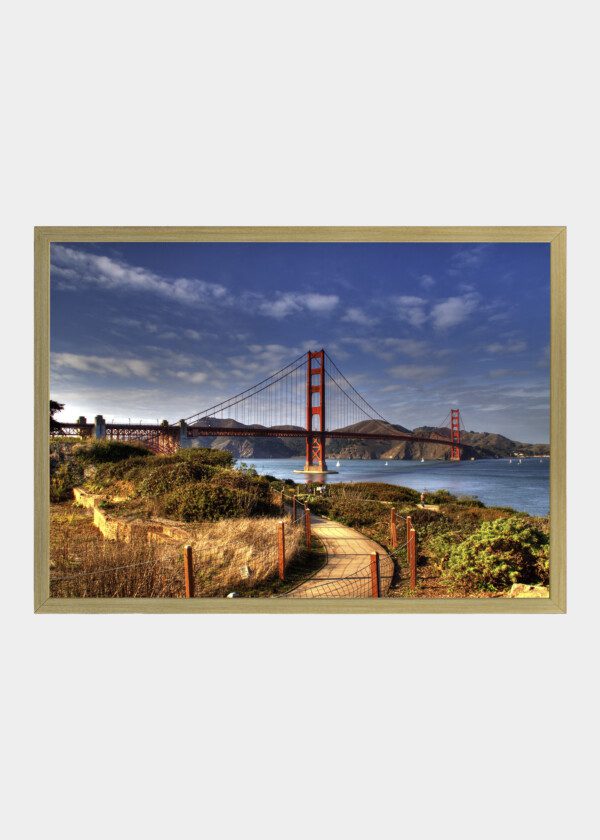 GOLDEN GATE BRIDGE