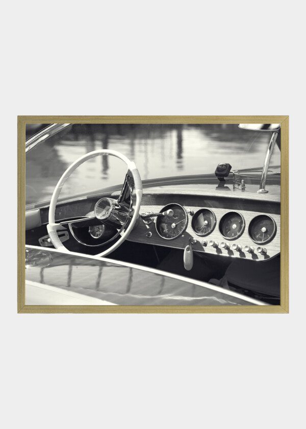 DASHBOARD-ON-A-BOAT
