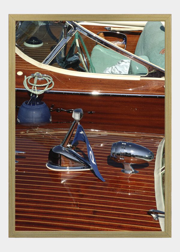DETAIL ON MOTORBOAT