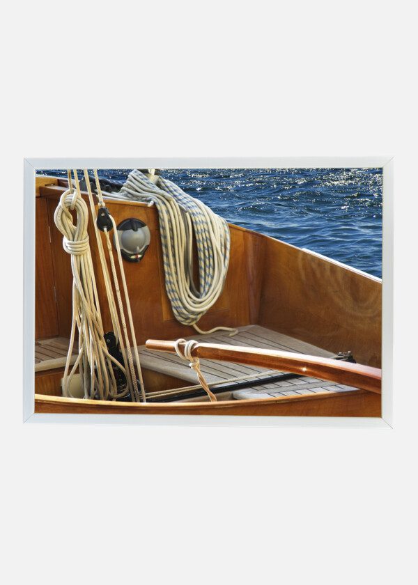 COCKPIT IN SAILBOAT