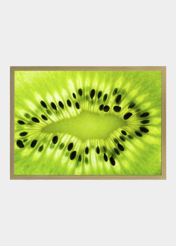 KIWI FRUIT. CLOSE-UP