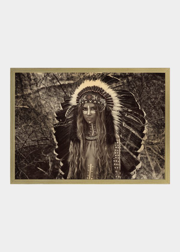 NATIVE AMERICAN WOMAN