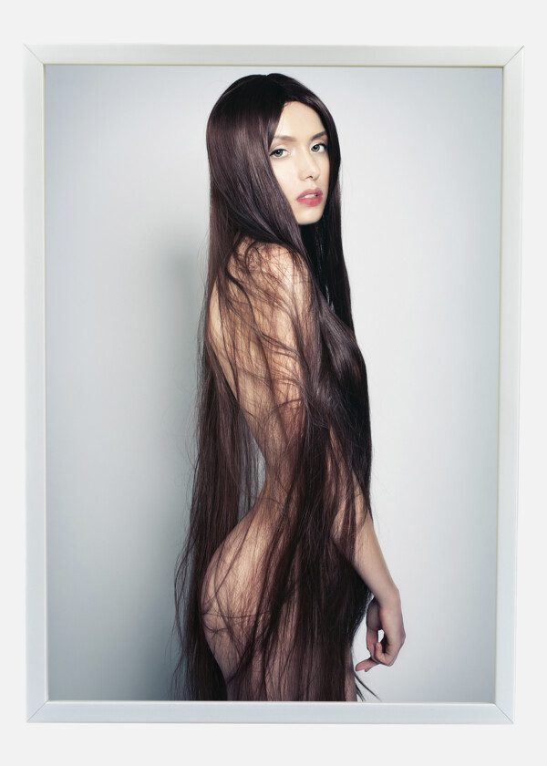 MODEL WITH LONG HAIR