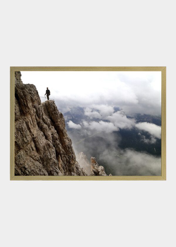 MOUNTAIN CLIMBER