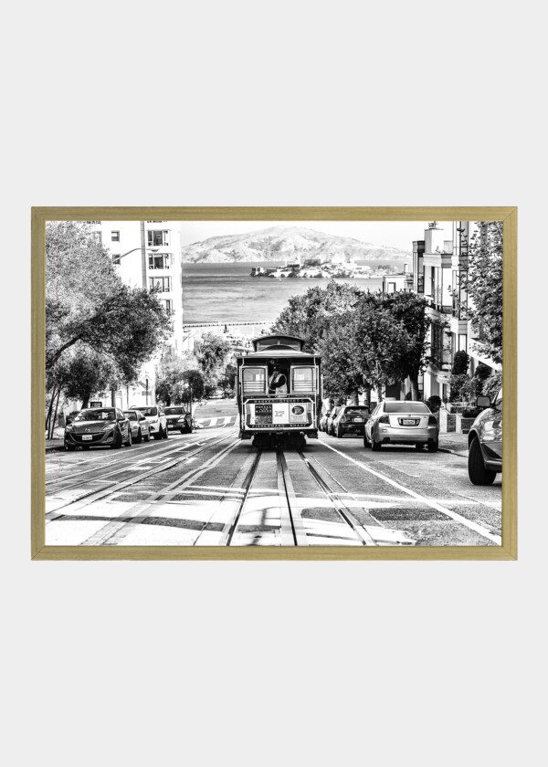 TRAM IN SAN FRANCISCO