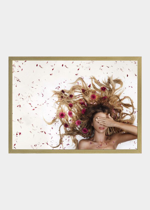 MODEL WITH FLOWERS IN HAIR