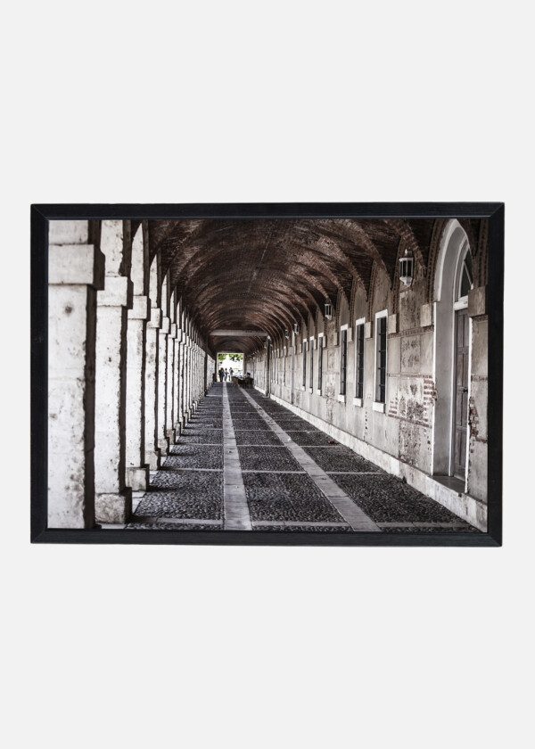 COLONNADE