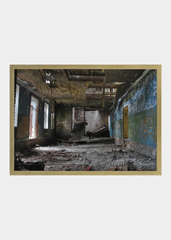 OLD ROUGH ROOM