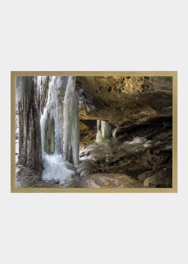 FROZEN WATERFALL
