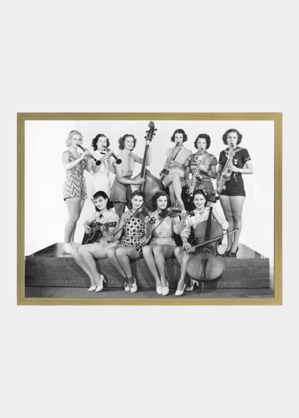 GROUP OF YOUNG WOMEN PLAYING INSTRUMENT