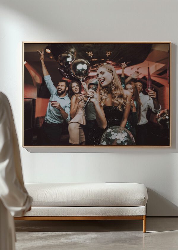 TRENDY NIGHTCLUB