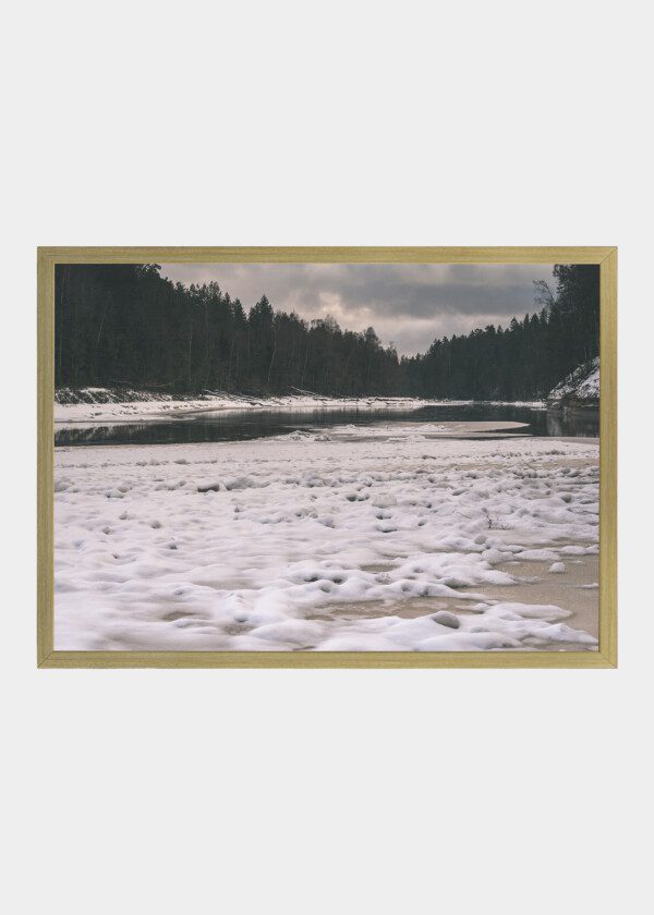 FROZEN SEA SIDE BEACH