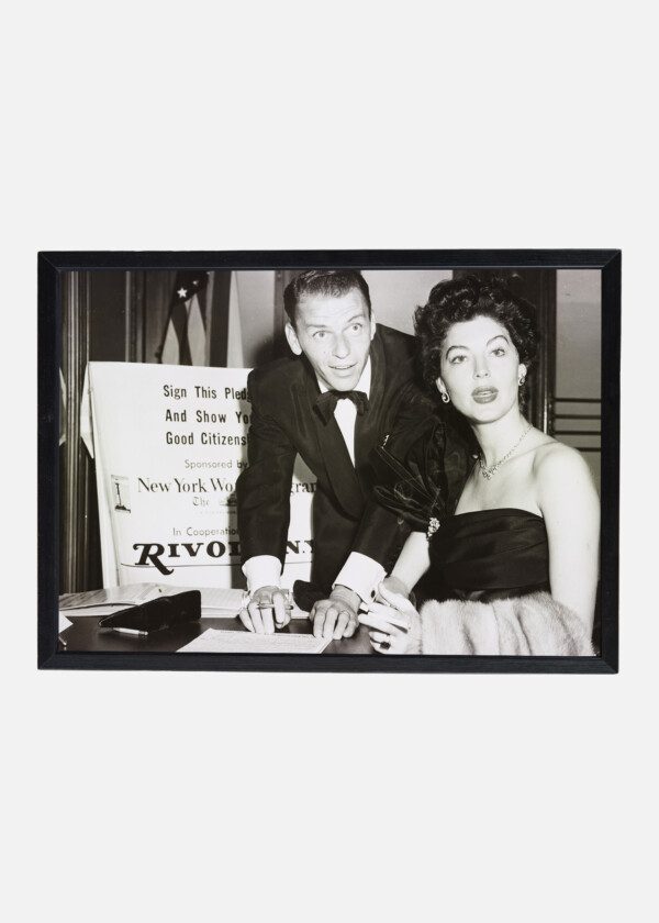 FRANK SINATRA