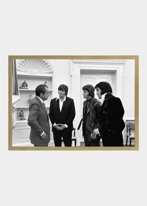ELVIS PRESLEY, DELBERT SONNY WEST AND JERRY SCHILLING MEETING RICHARD NIXON
