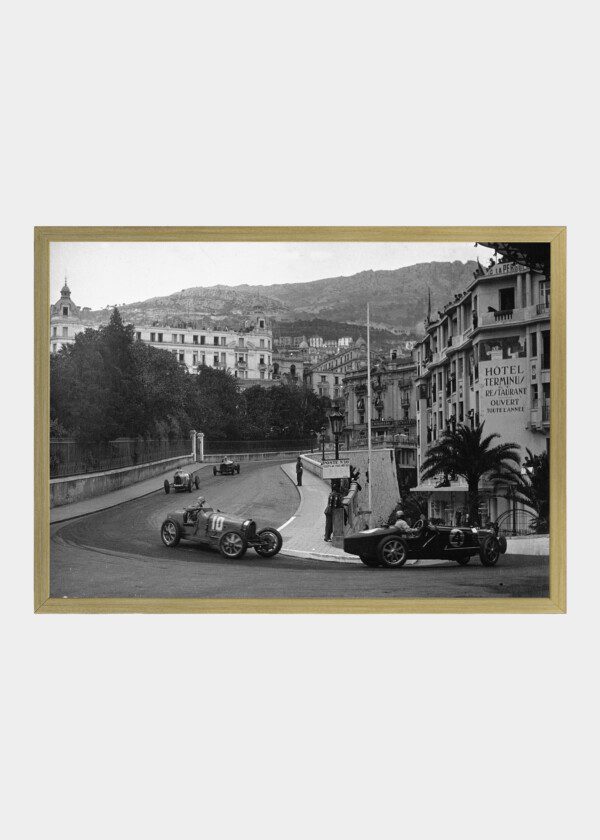PASSING AT THE 1932 MONACO GRAND PRIX