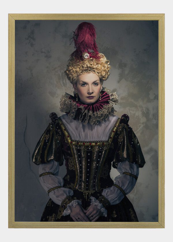 HAUGHTY QUEEN IN ROYAL DRESS
