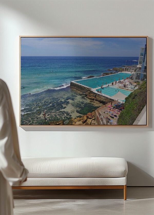 ROCK SWIMMING POOLS OVERLOOKING TASMAN SEA NEAR BONDI, AUSTRALIA