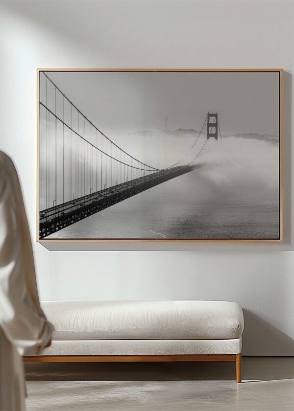 MORNING FOG PASSING UNDER THE GOLDEN GATE BRIDGE