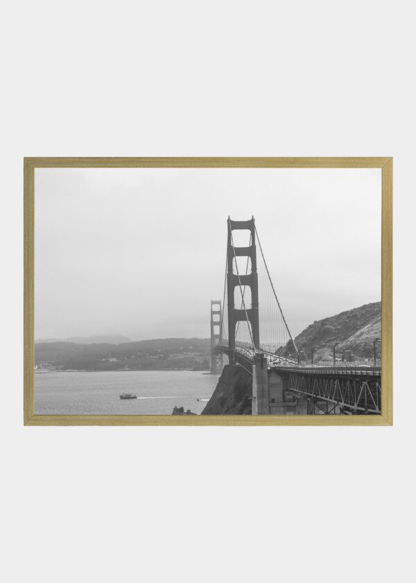 GOLDEN GATE BRIDGE IN SAN FRANCISCO